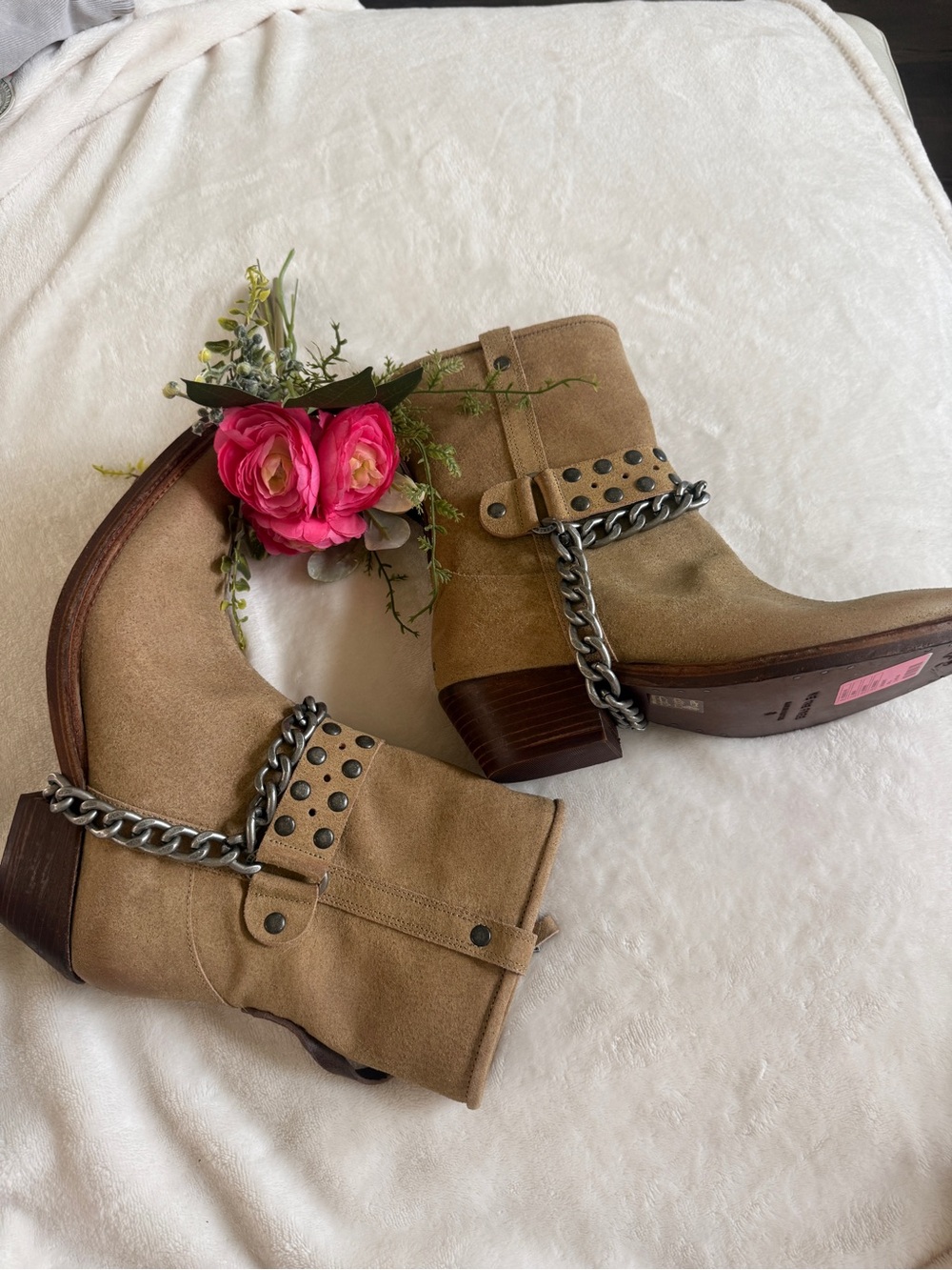 Free People Aiden Chain Boots Camel oiled suede - Picture 5 of 12